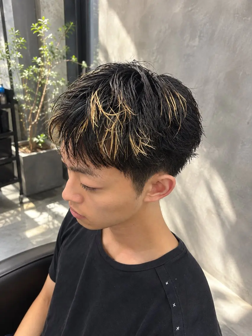 パーマ メンズ 牧野 優良のヘアスタイル