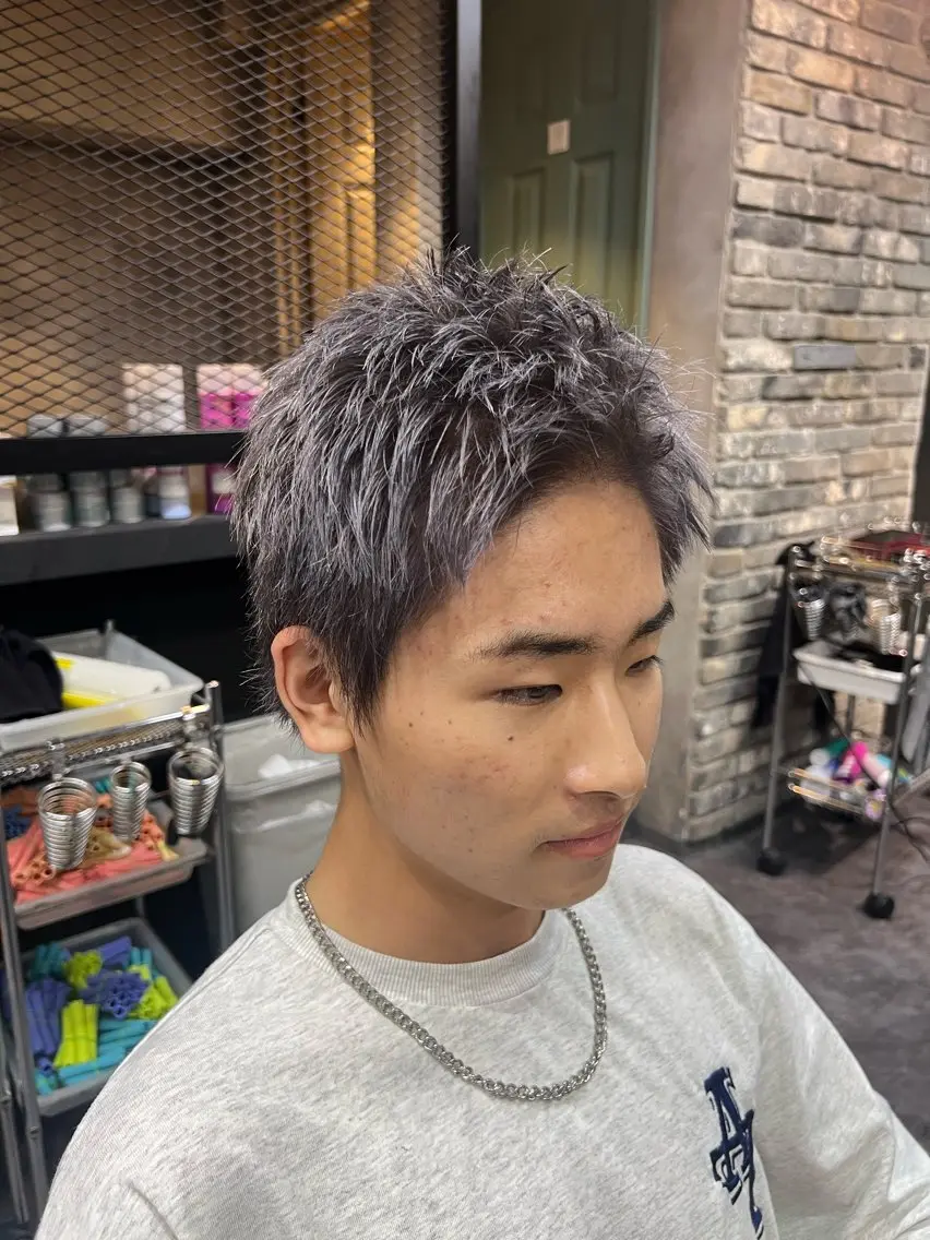 ショート カラー ヘアカラー DIECE渋谷 渡邉 凜【メンズ特化】のヘアスタイル