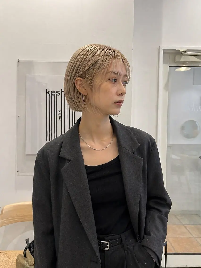 ショート カラー keshiki 大名のヘアスタイル