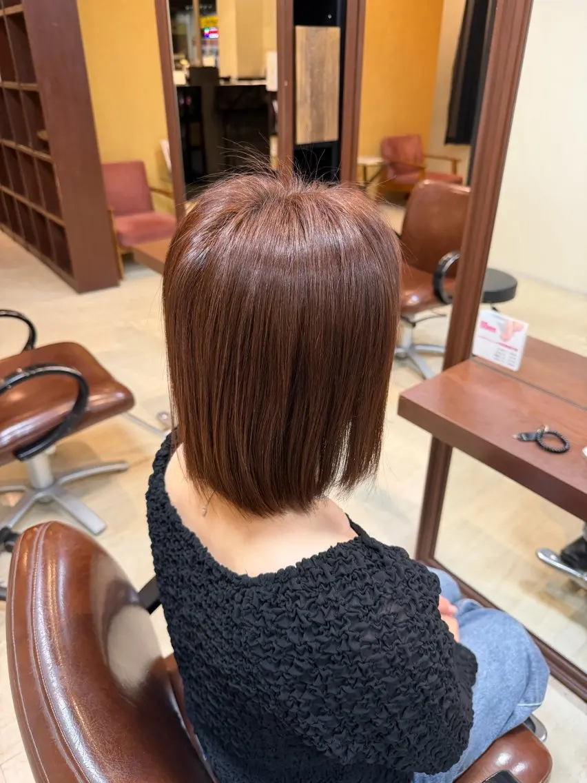 ショート カラー ブラウンカラー ピンクカラー ピンクブラウン 岸田 奈々/ 艶髪/トレンドカラーのヘアスタイル