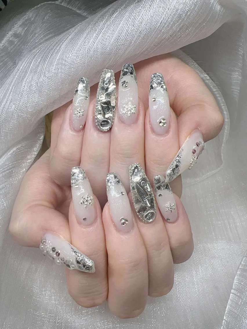 ネイル 長さ出し グラデーション 卒業式 キラキラネイル マグネットネイル ハンドネイル Lee Nailsのネイルデザイン