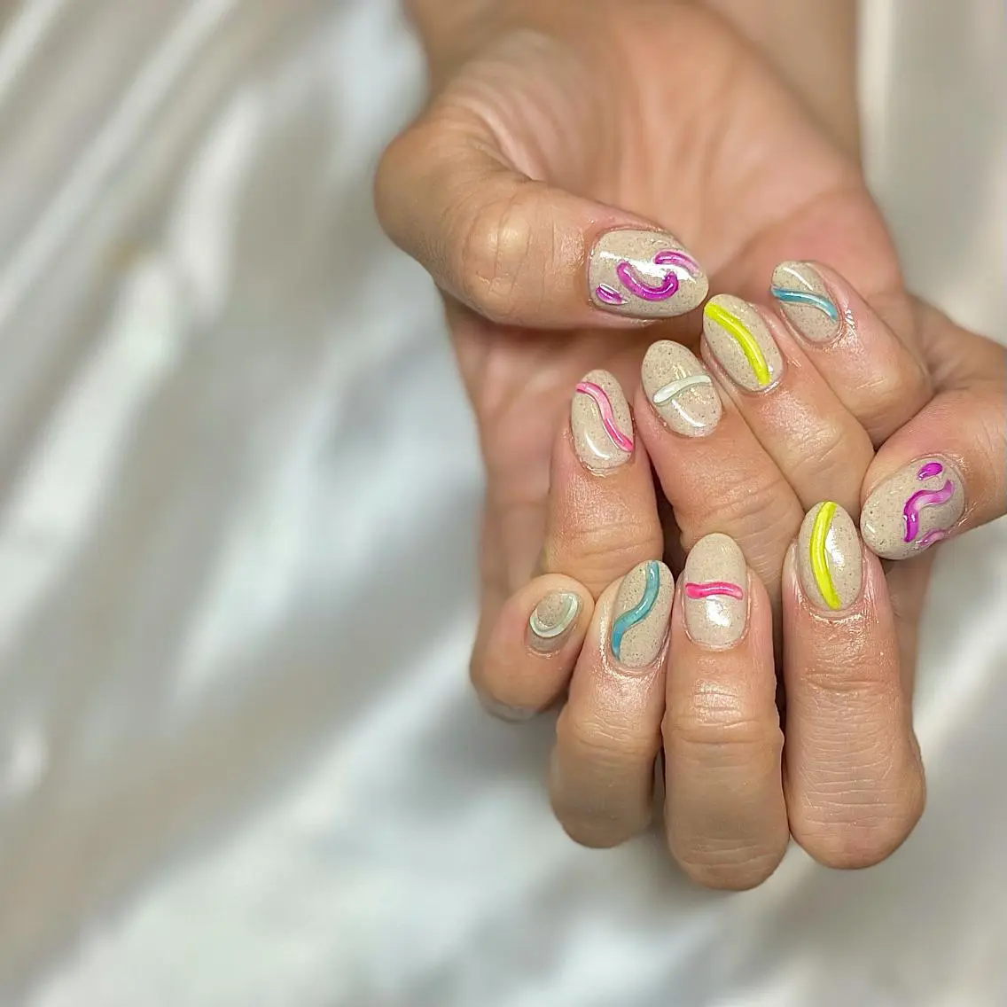 ミディアム カラー パーマ ヘアアレンジ メンズ キッズ ネイル マツエク・マツパ クリアネイル el. by Aoのネイルデザイン