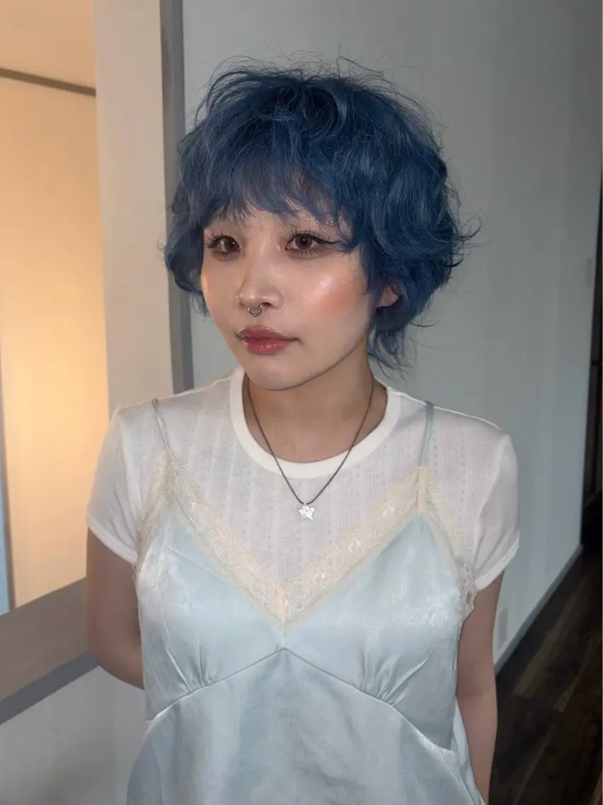 ショート カラー 松本 雪愛のヘアスタイル