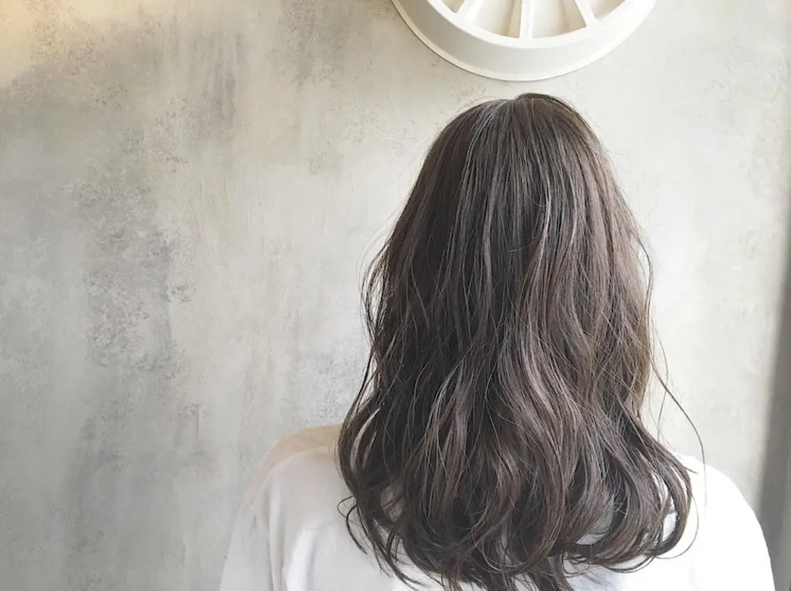 ミディアム カラー グレージュ 半個室女性salon 🩰Natsumiのヘアスタイル