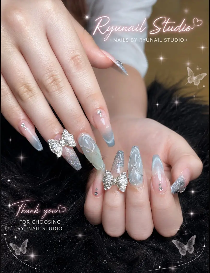 ネイル アートネイル フレンチネイル ジェルネイル キラキラネイル ニュアンスネイル ハンドネイル Ryu Nail YukiChanのネイルデザイン