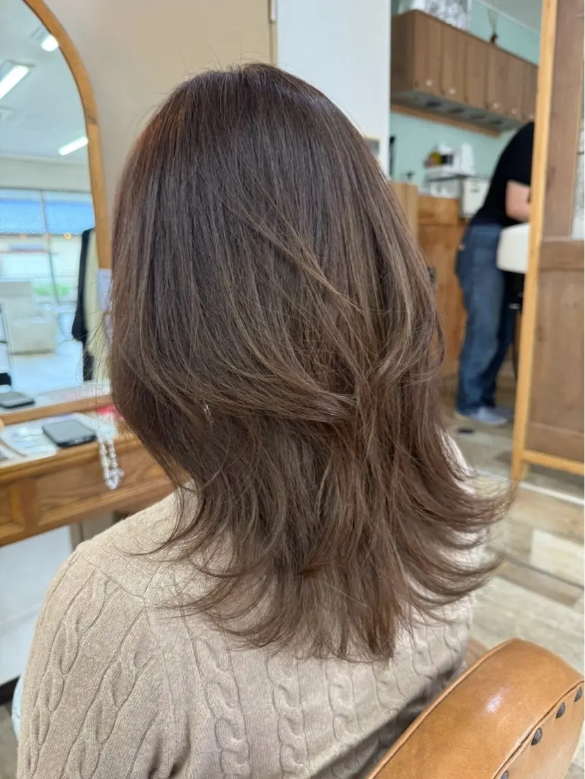 ミディアム ヘアカラー Rin ku-to andCのヘアスタイル