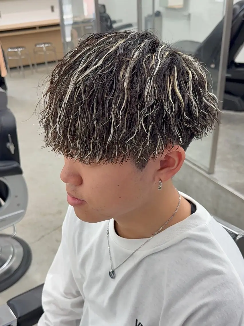 ショート パーマ メンズ カット ヘアカラー パーマ 亀井隆汰/メンズ専門 パーマ特化美容師のヘアスタイル