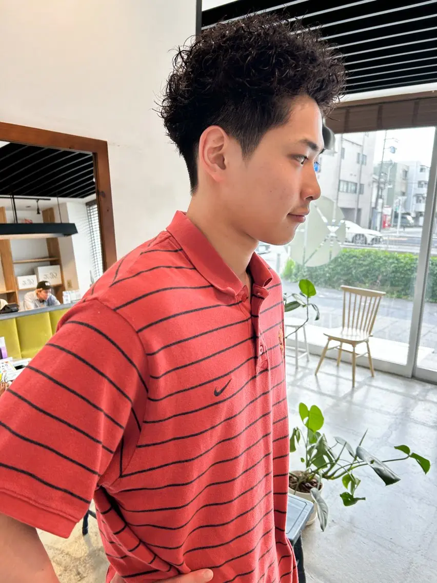メンズ カット パーマ 浅野 敬亮のヘアスタイル