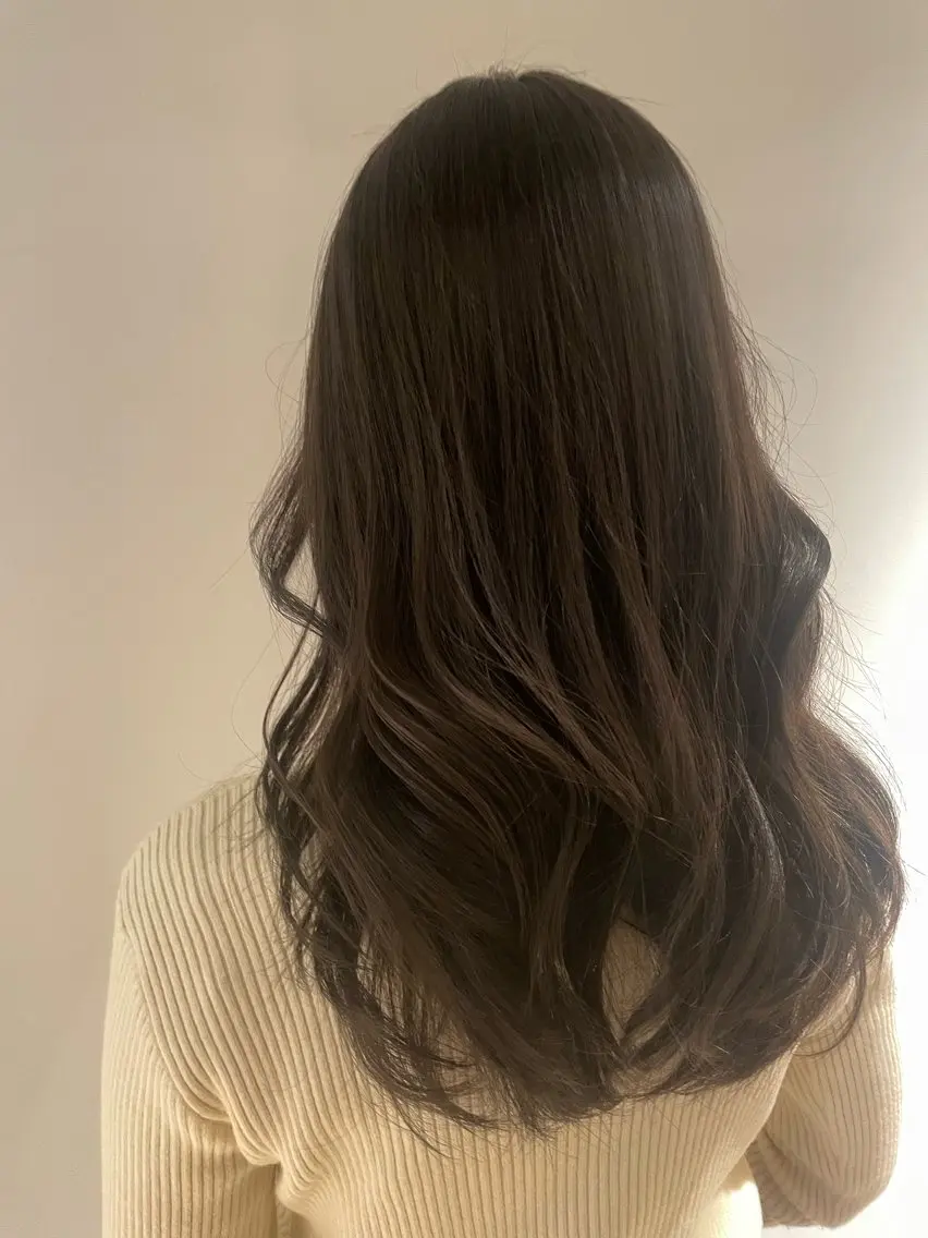 セミロング カラー ベージュカラー オリーブベージュ 透け感color/ SUのヘアスタイル
