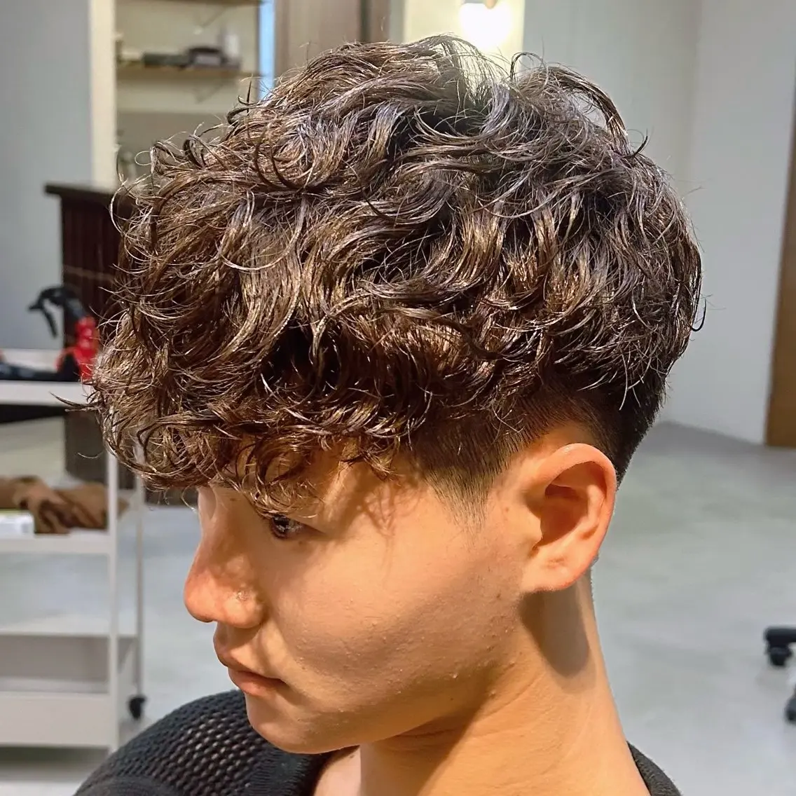 ショート パーマ メンズ スペインカール メンズパーマ✨️村越 雄斗のヘアスタイル