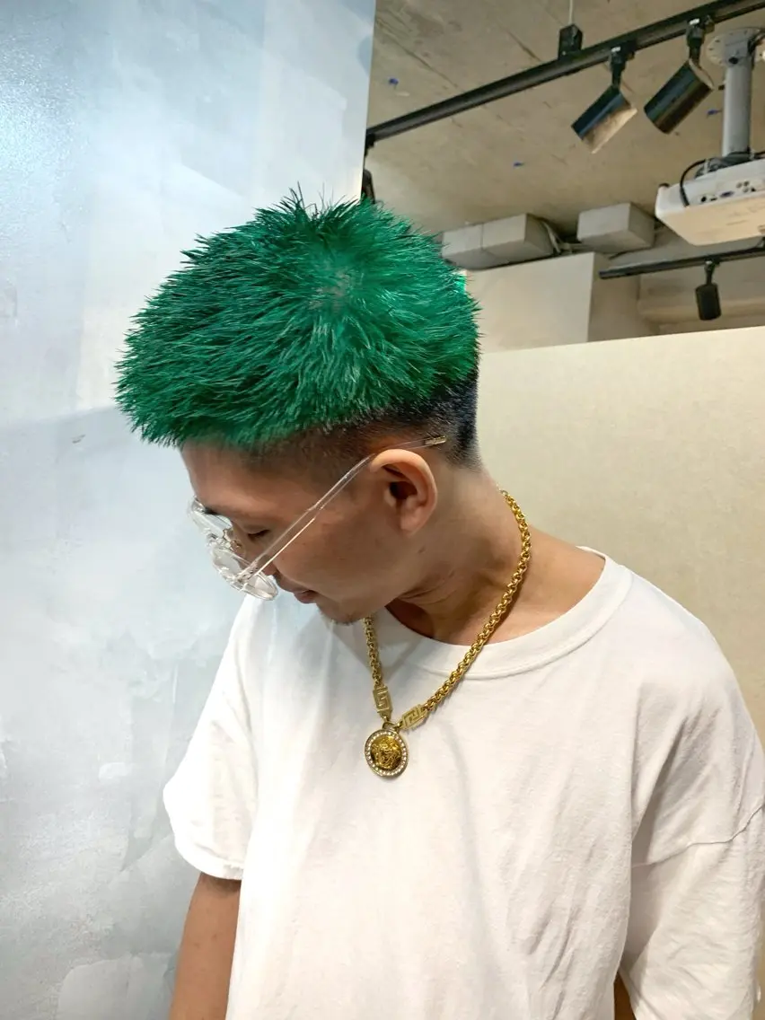 メンズ 重松 丈博のヘアスタイル