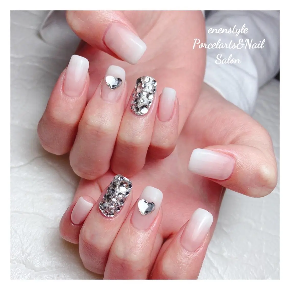 ミディアム ネイル 🐾enen style 🐾のネイルデザイン