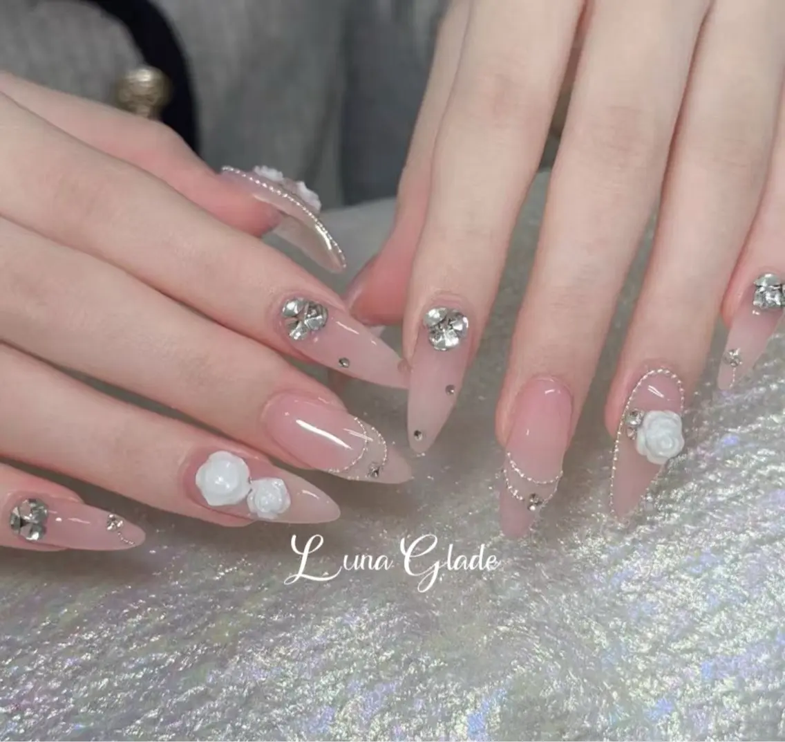 ネイル ハンドネイル Luna Gladeのネイルデザイン