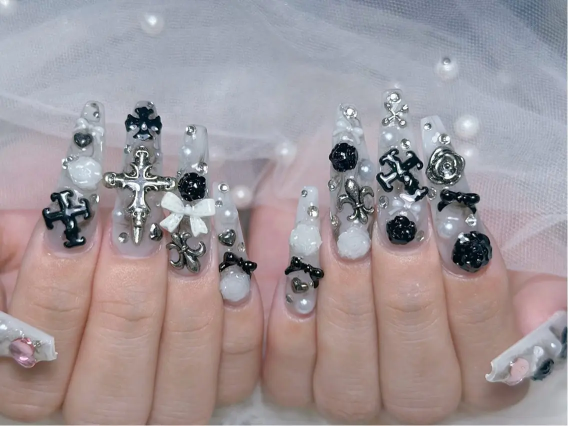 ネイル 長さ出し フレンチネイル 韓国ネイル レース マグネットネイル ハンドネイル ボニー Coco nailのネイルデザイン