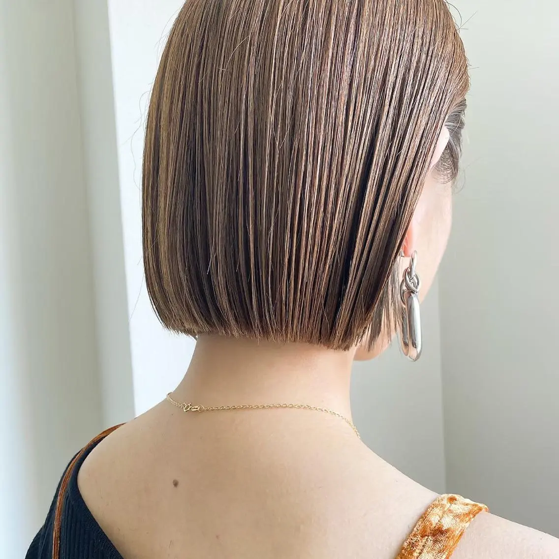 ショート レイヤー🤍 ベージュ🤍 聖奈のヘアスタイル