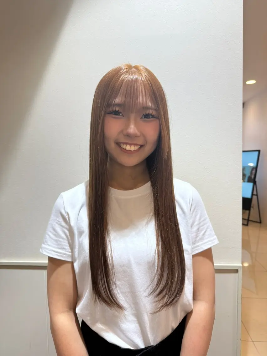 ロング カラー ブリーチ 透明感カラー ダブルカラー ブリーチなしカラー ヘアカラー トリートメント 鈴木愛海/レイヤー /透明感カラーのヘアスタイル