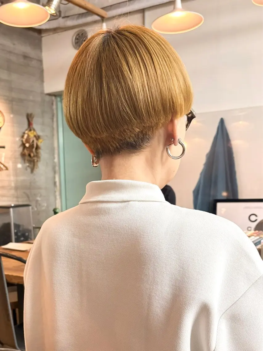 ショート 鈴木 孝治のヘアスタイル