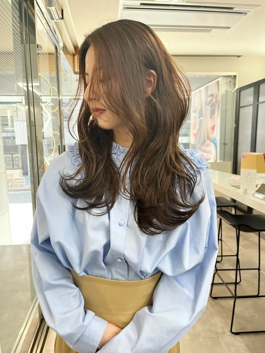 ロング カラー ヘアアレンジ ブラウンカラー チョコレートブラウン ヘアカラー トリートメント LAKING 🐣chihiroのヘアスタイル