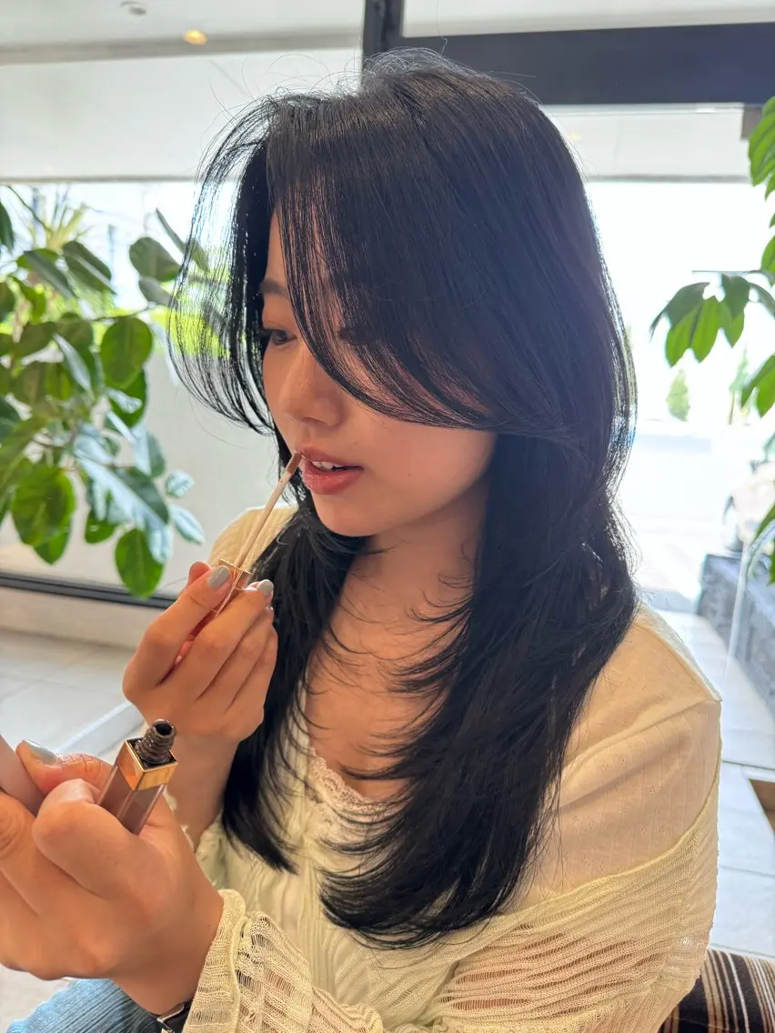 ロング カット ヘアカラー 福井 珠乃のヘアスタイル