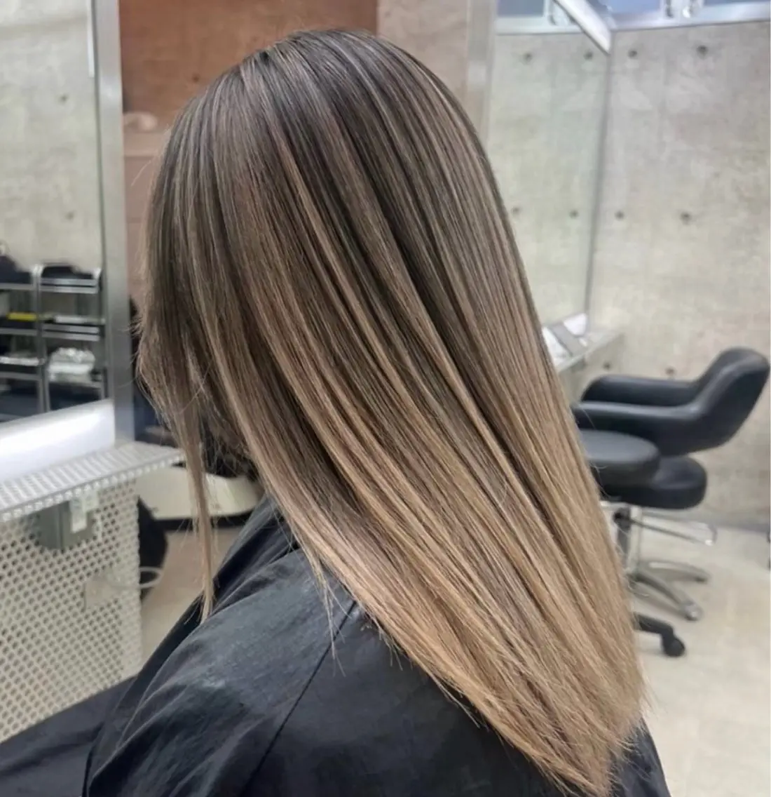 ロング レイヤーカット トリートメント ヘアカラー トリートメント Kotomi 🇺🇸💋のヘアスタイル
