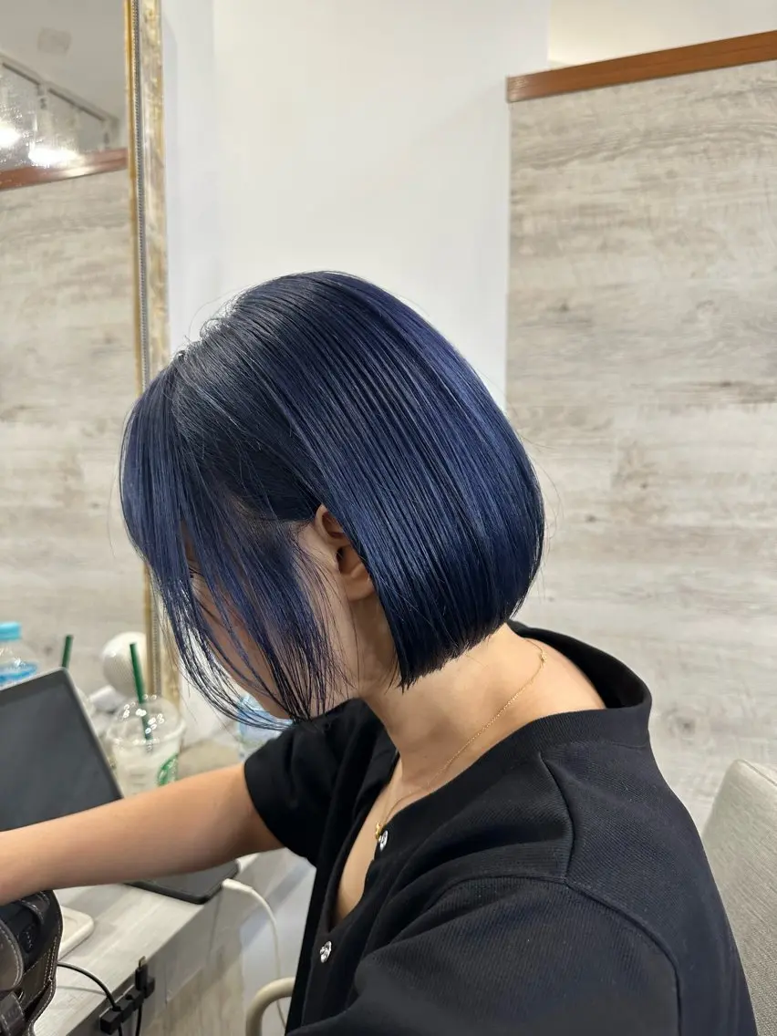 セミロング カラー ブリーチ koheiのヘアスタイル