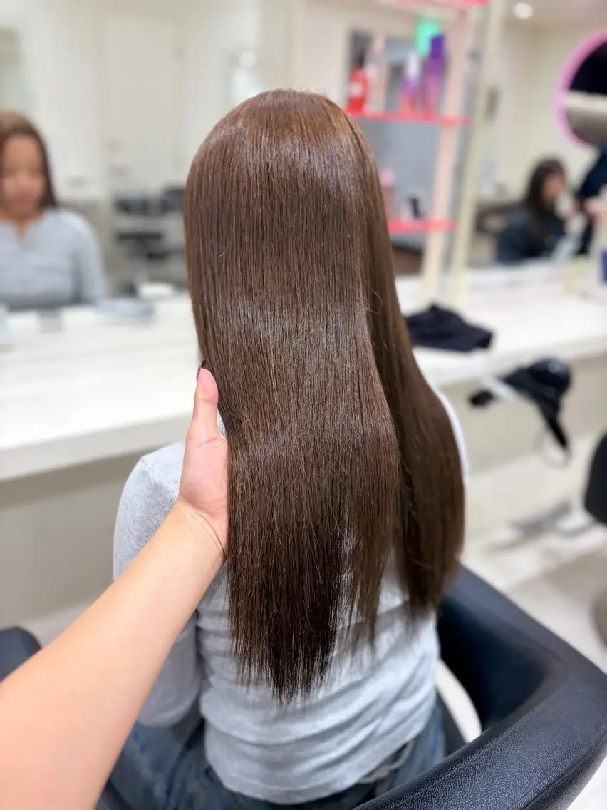ロング カラー ベージュカラー ヘアカラー ヘアセット レイヤー×大人可愛い ベージュHARUNAのヘアスタイル
