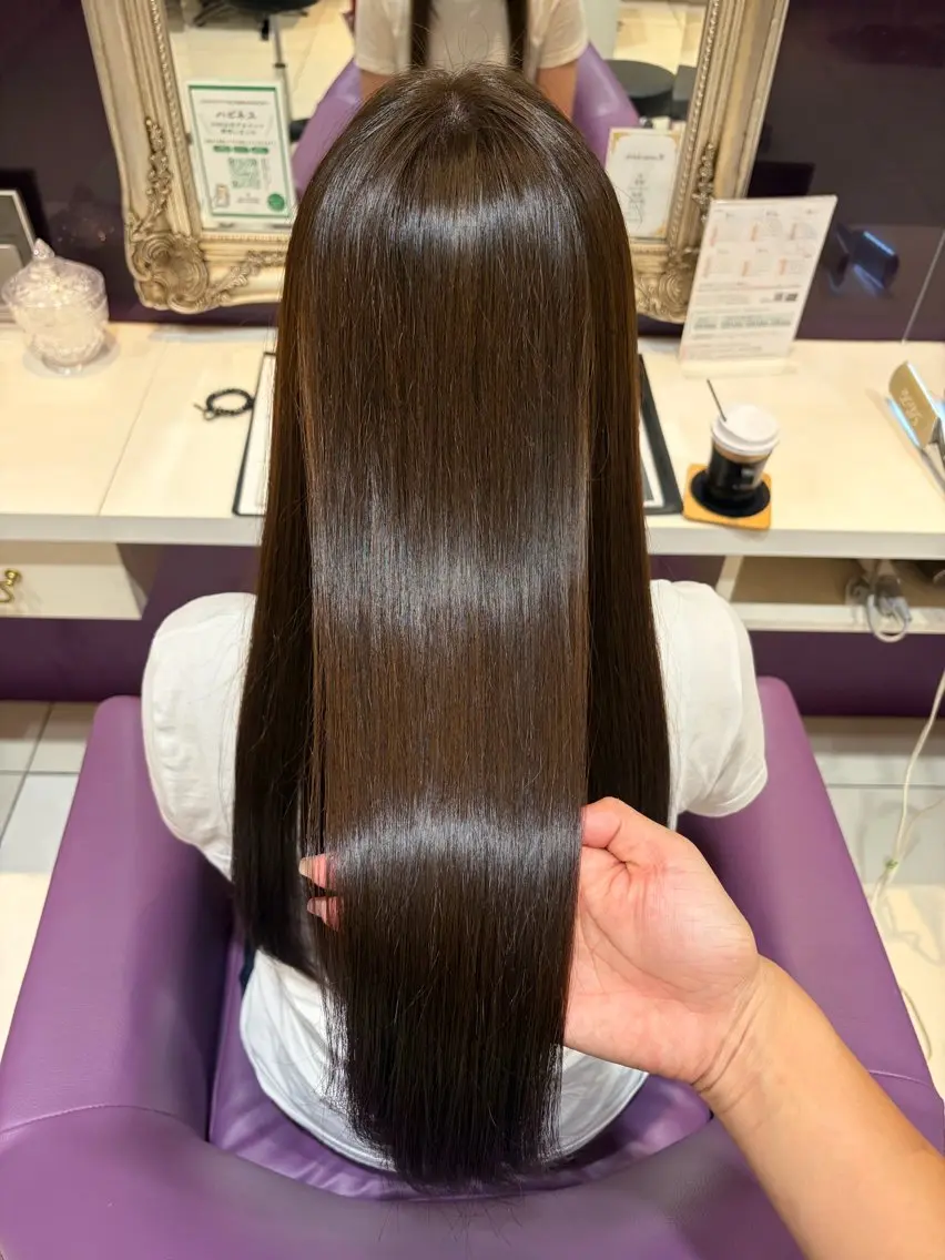 ロング カラー 林 愛咲子のヘアスタイル