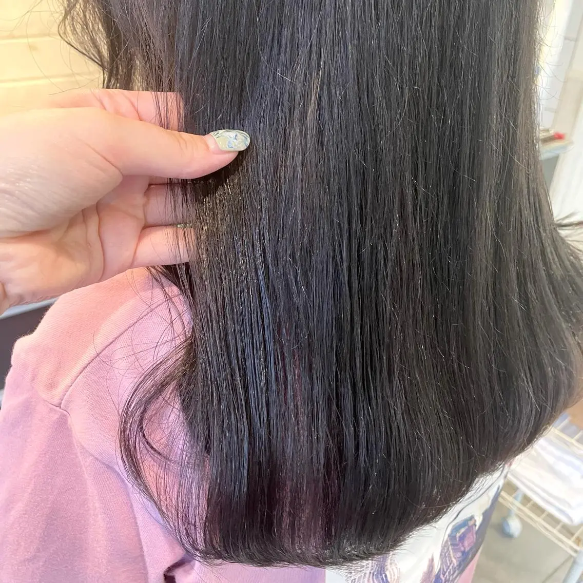 セミロング カラー スナコザワ レナのヘアスタイル