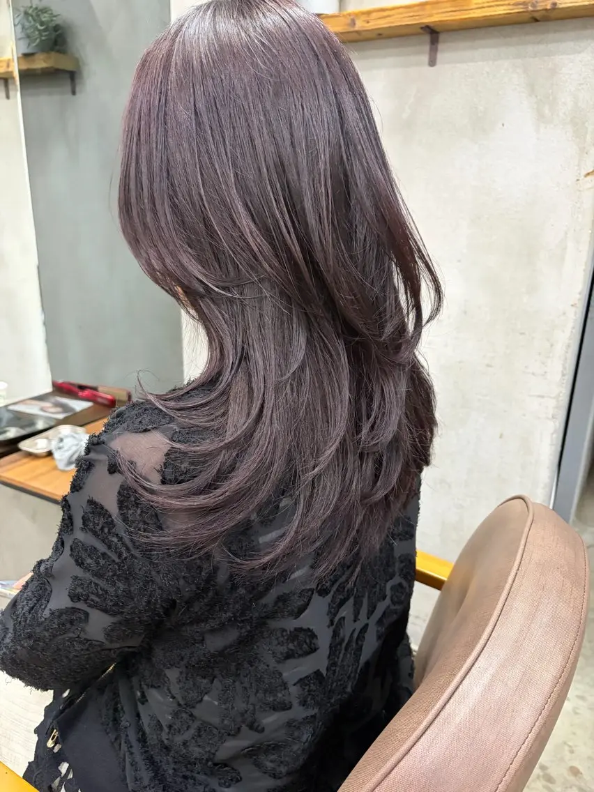 セミロング レイヤーカット カット ヘアカラー AiM エイム　韓国レイヤーのヘアスタイル