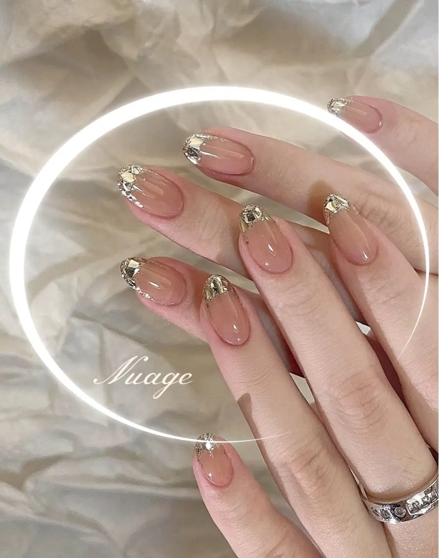 ネイル チークネイル フレンチネイル ホログラムネイル キラキラネイル ラメ(グリッター) ハンドネイル Nuage nailのネイルデザイン