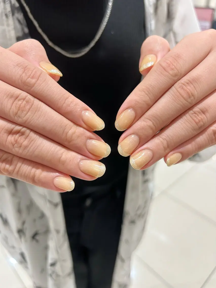 ネイル フレンチネイル 韓国ネイル マグネットネイル オフィスネイル ワンカラーネイル ハンドネイル 🎀miyake ｜nailのネイルデザイン