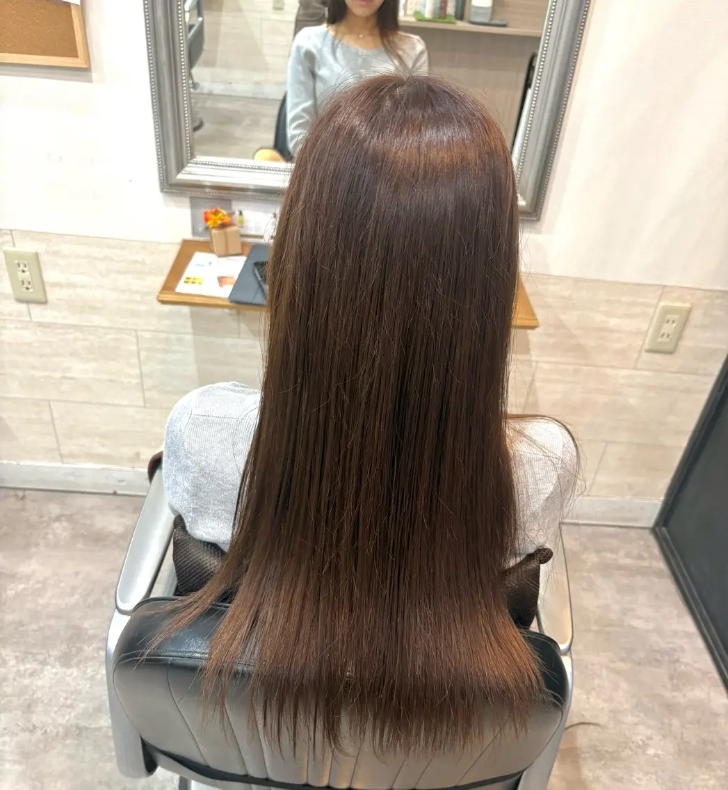 ロング 堀川 希歩のヘアスタイル