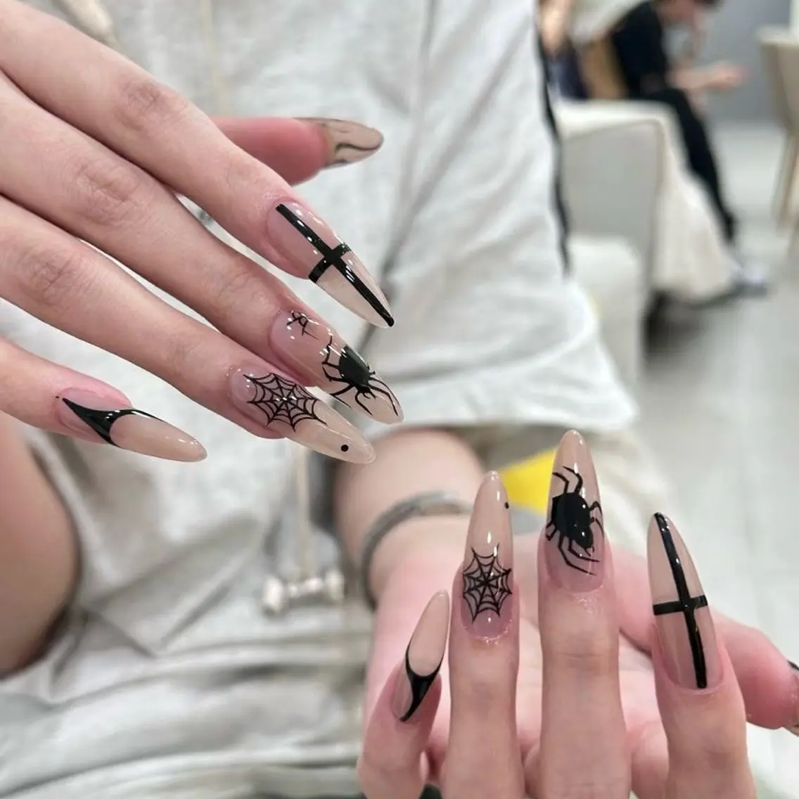 ネイル ジェルネイル ハロウィン 韓国ネイル ロングネイル 春ネイル ハンドネイル Blingg NailStudioのネイルデザイン