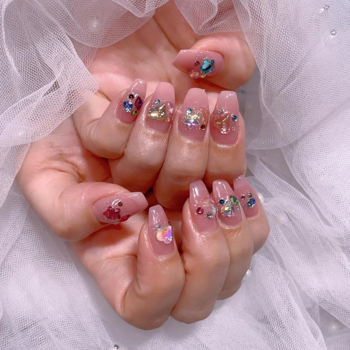ネイル ハンドネイル Queens ciciのネイルデザイン