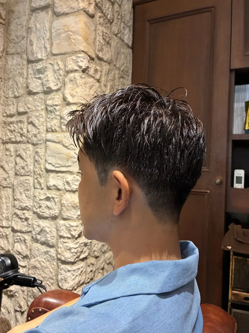 ショート メンズ カット 縮毛矯正/艶カラー アオキタイキのヘアスタイル