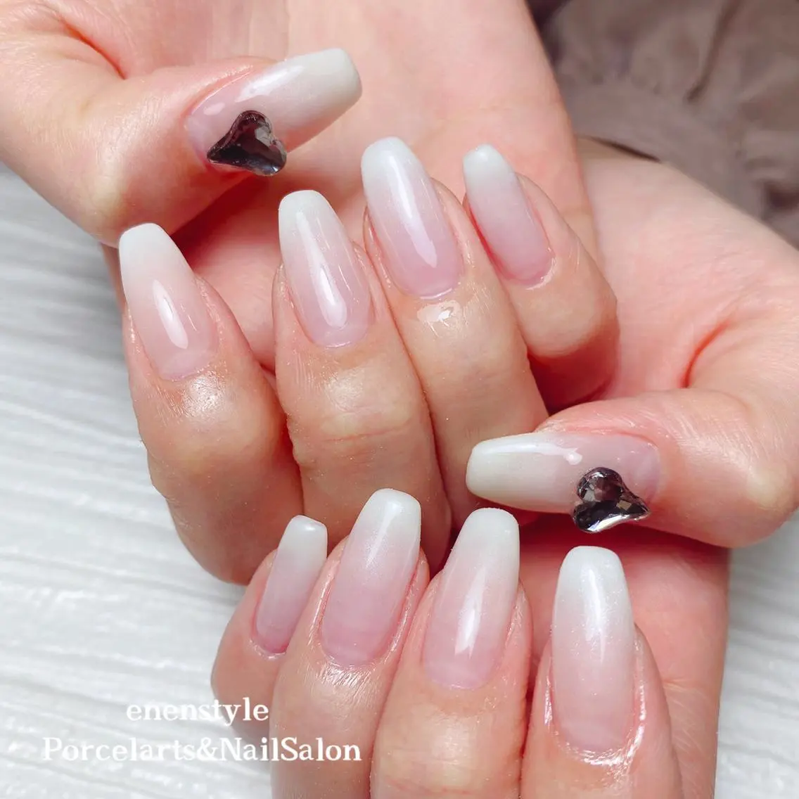 ミディアム ネイル 🐾enen style 🐾のネイルデザイン