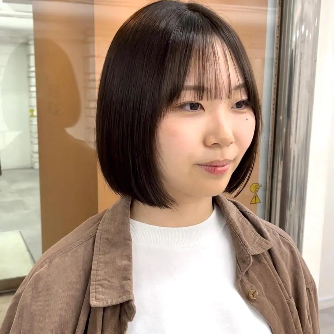カラー グレージュ ボブ カット ヘアカラー トリートメント 天王寺韓国ヘア 小山歓実のヘアスタイル
