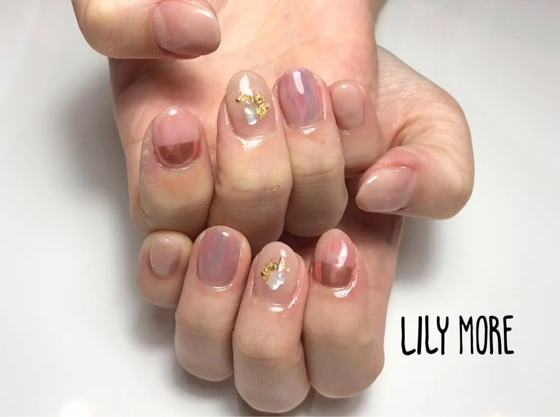 ネイル ニュアンスネイル Lily closetのネイルデザイン
