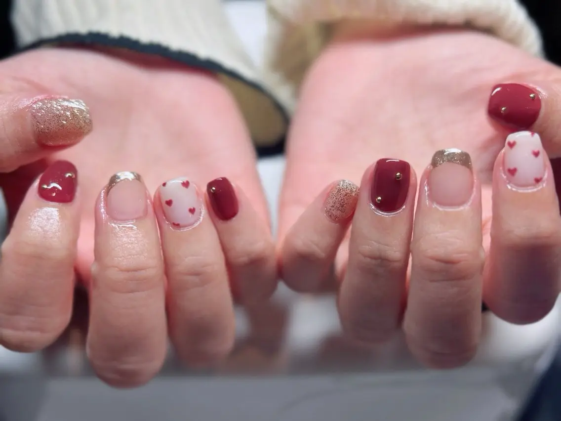 ネイル ハンドネイル AMUCI NAIL Shihomiのネイルデザイン