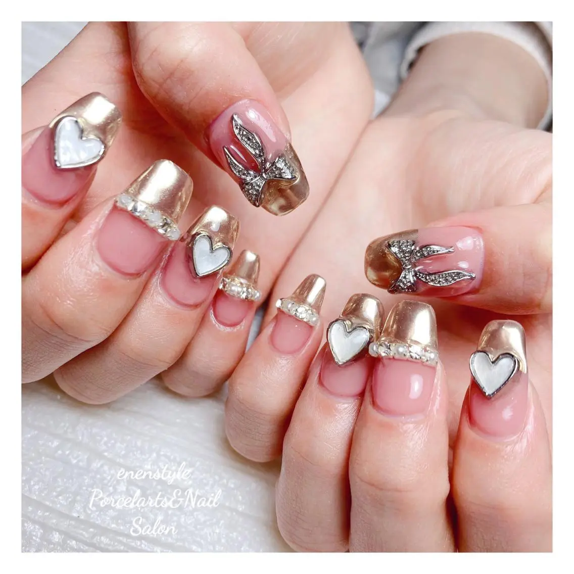 ミディアム ネイル 🐾enen style 🐾のネイルデザイン