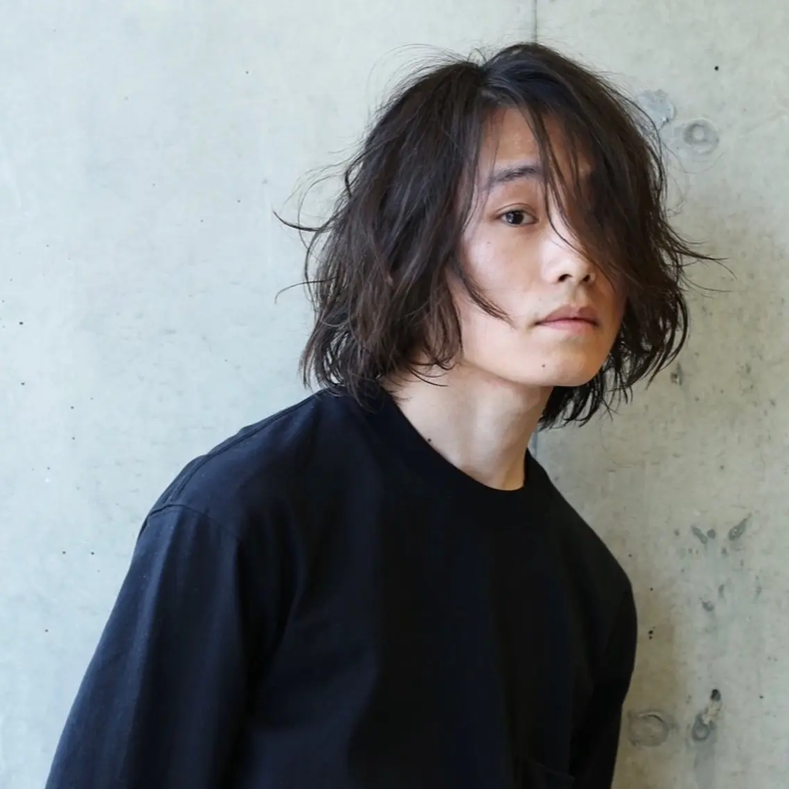 ミディアム 🟠soLo🟠染谷 駿介🟠髪質改善🟠のヘアスタイル