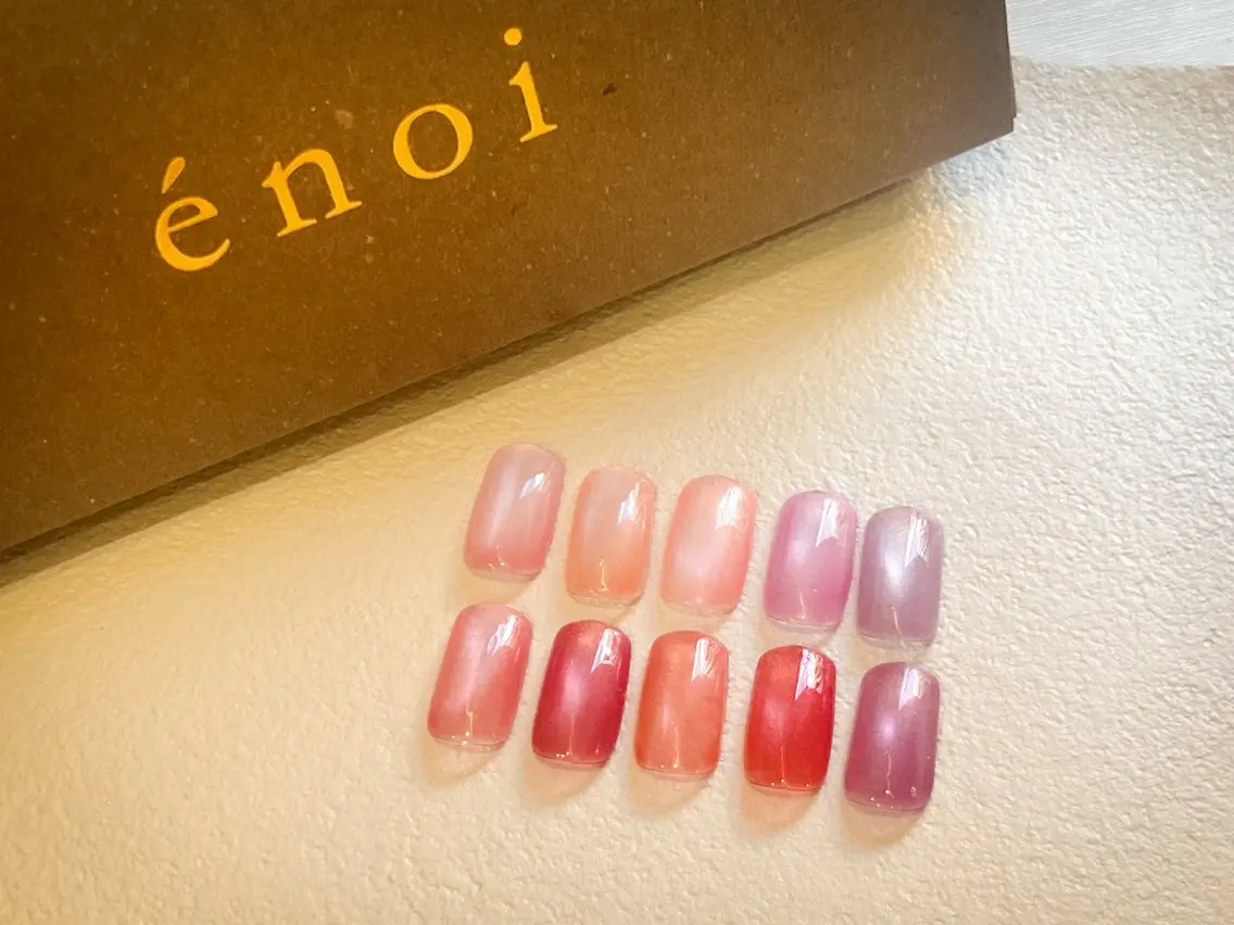 ネイル マグネットネイル LEFTNAILS フィルインニュアンスのネイルデザイン