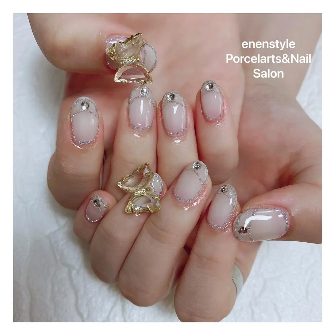 ミディアム ネイル ハンドネイル 🐾enen style 🐾のネイルデザイン