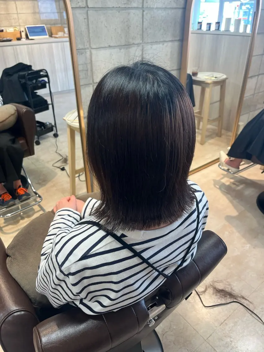 ミディアム 切りっぱなしボブ ボブ カット トリートメント 椙山 沙南子のヘアスタイル