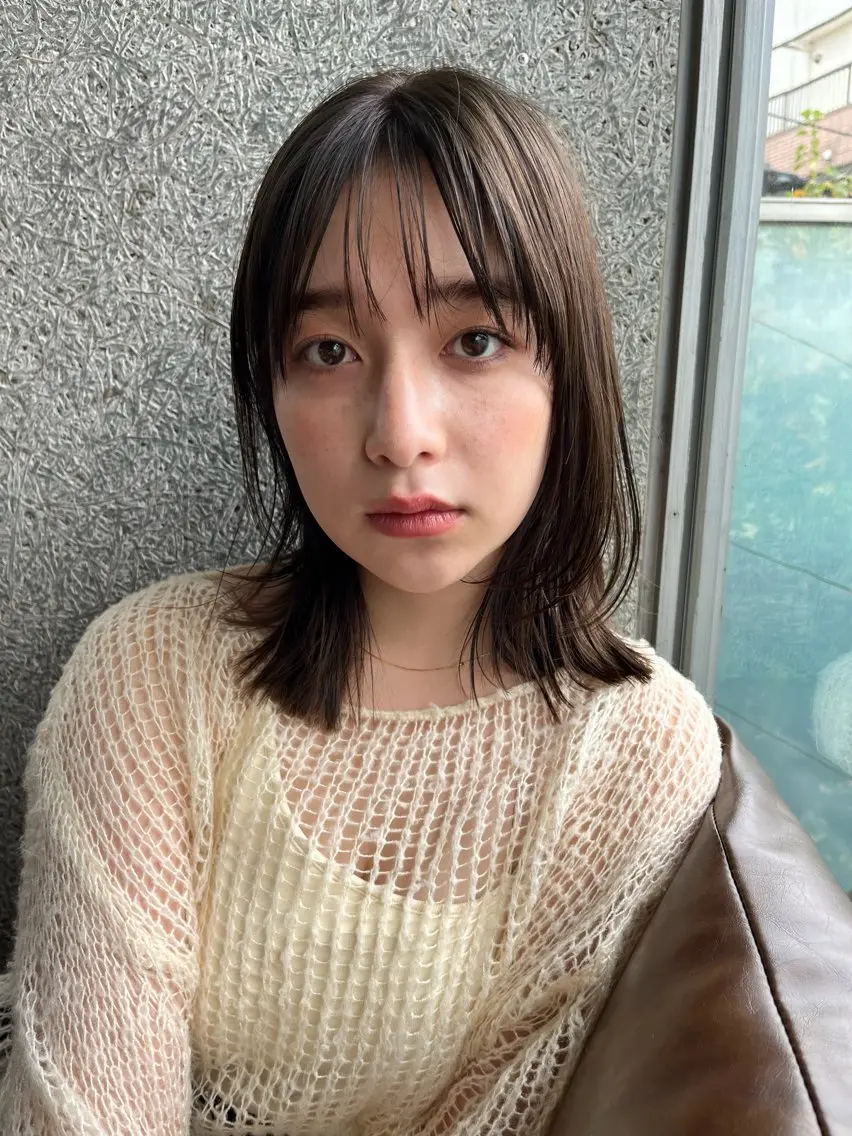 セミロング カラー ヒラノホナミ 🫧透ける艶髪🫧のヘアスタイル