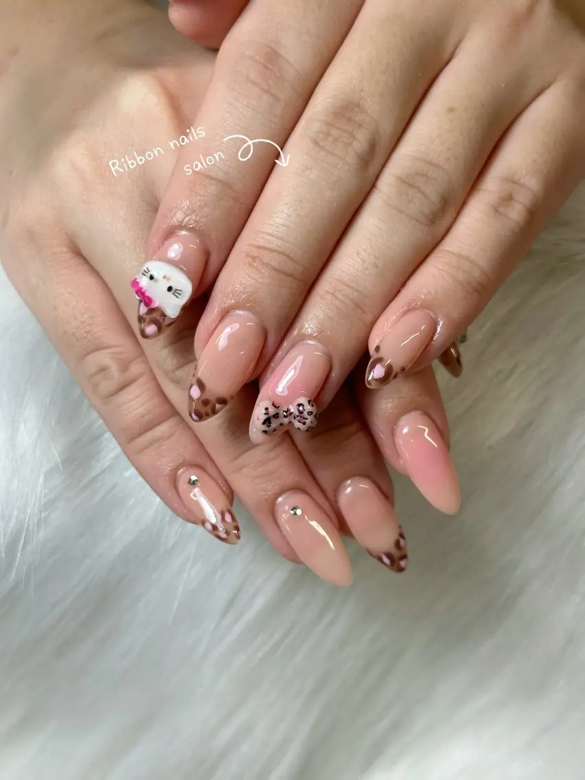 ネイル フレンチネイル ジェルネイル マグネットネイル 持ち込み ニュアンスネイル ハンドネイル Nami nailのネイルデザイン