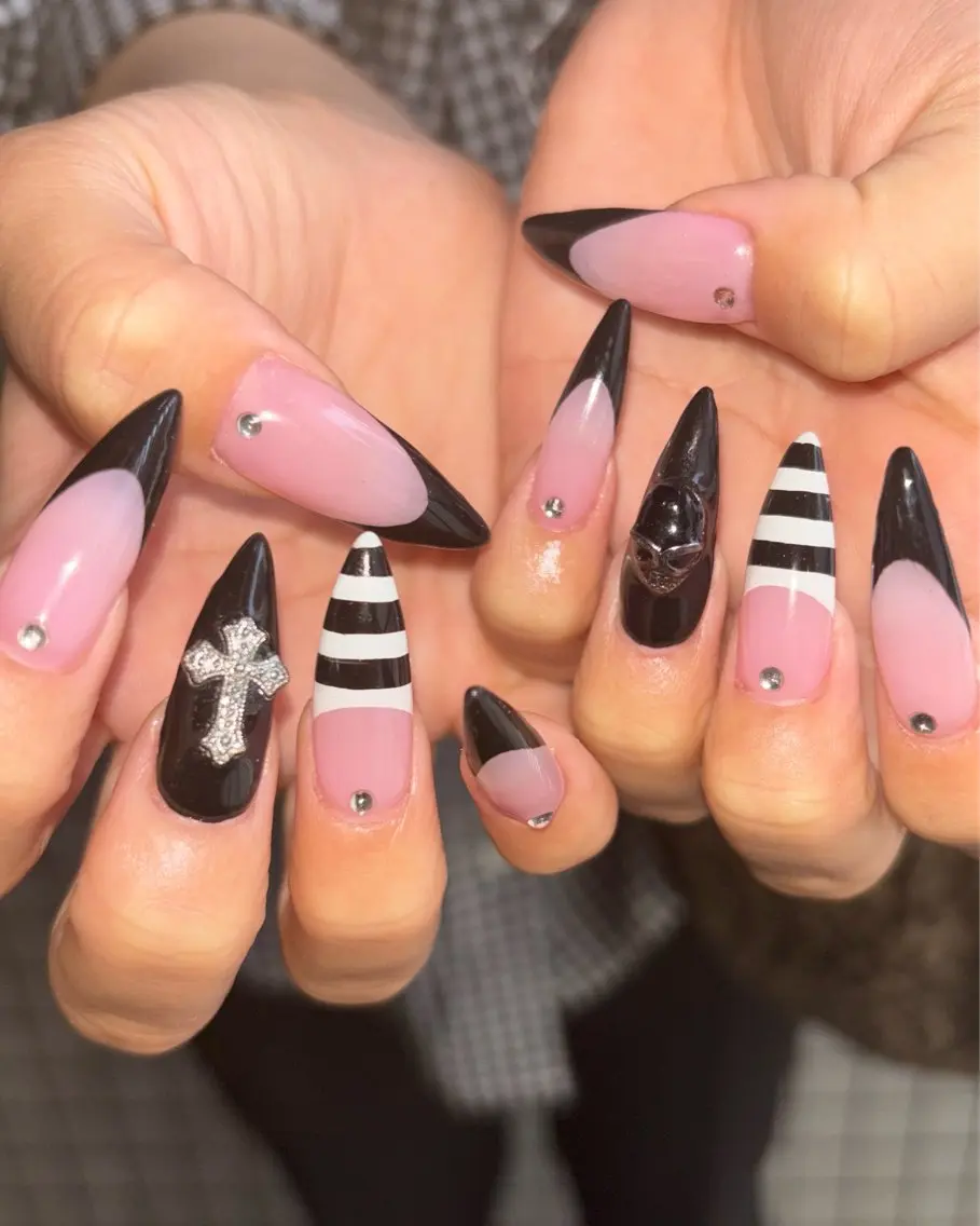 ネイル ハンドネイル 🪐富島彩夏 /海外nail🪐のネイルデザイン