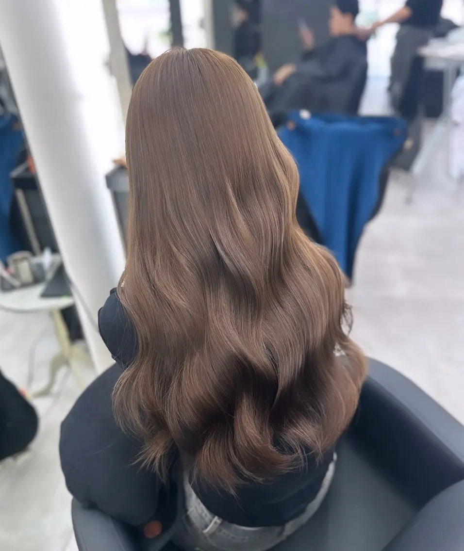 ロング パーマ ヘアカラー トリートメント 縮毛矯正/艶カラー /髪質改善/なんばのヘアスタイル