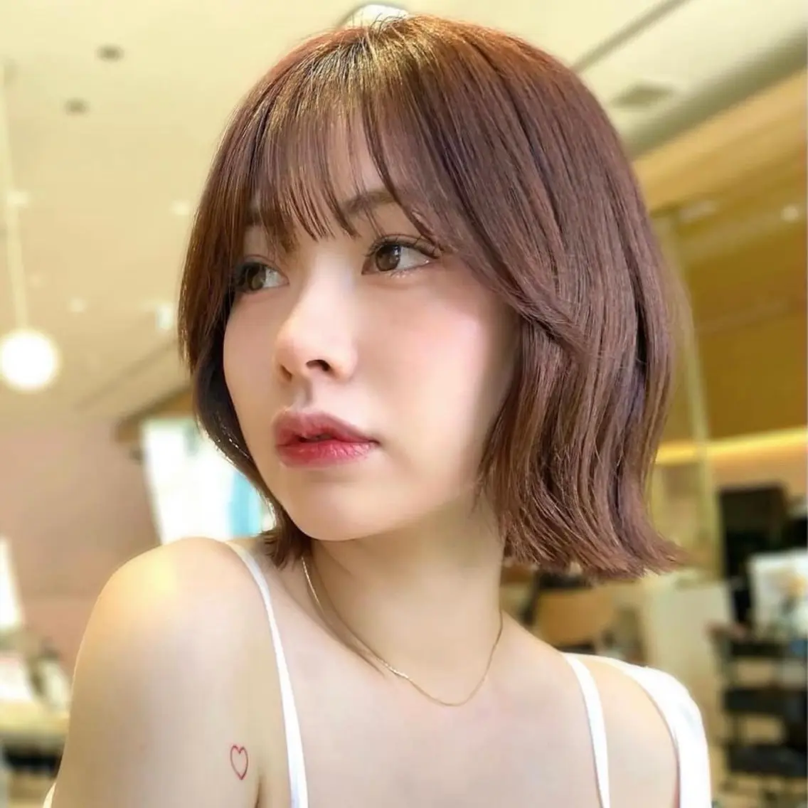 ショート カラー 切りっぱなしボブ ボブ くびれヘア くせ毛 髪質改善 🌹艶ボブの達人🌹 SYOHEIのヘアスタイル
