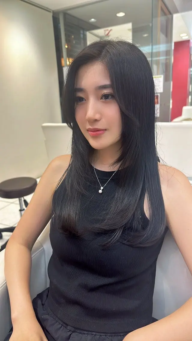 ロング 顔まわりレイヤー 顔周りカット レイヤーカット 齊藤あみな 大岡山🍒❤のヘアスタイル